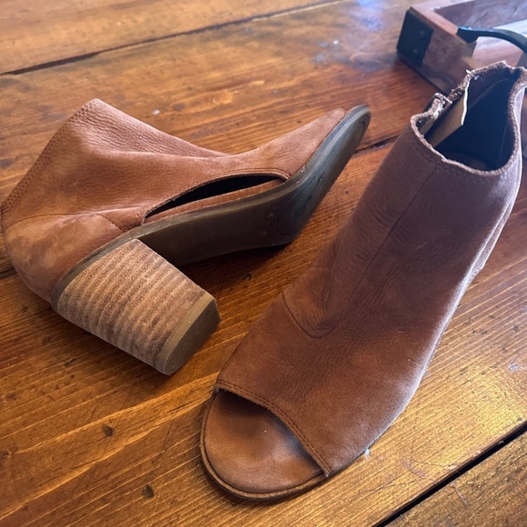 Lucky Brand Open Toe Booties - Picture 1 of 3